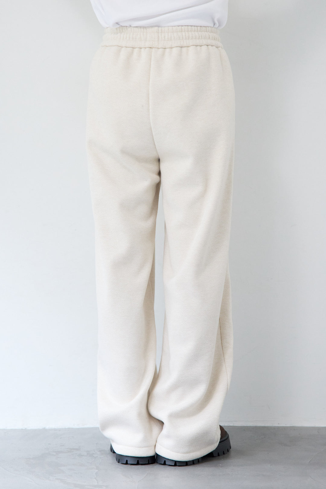 裏起毛ヘリンボーン柄リラックスパンツ