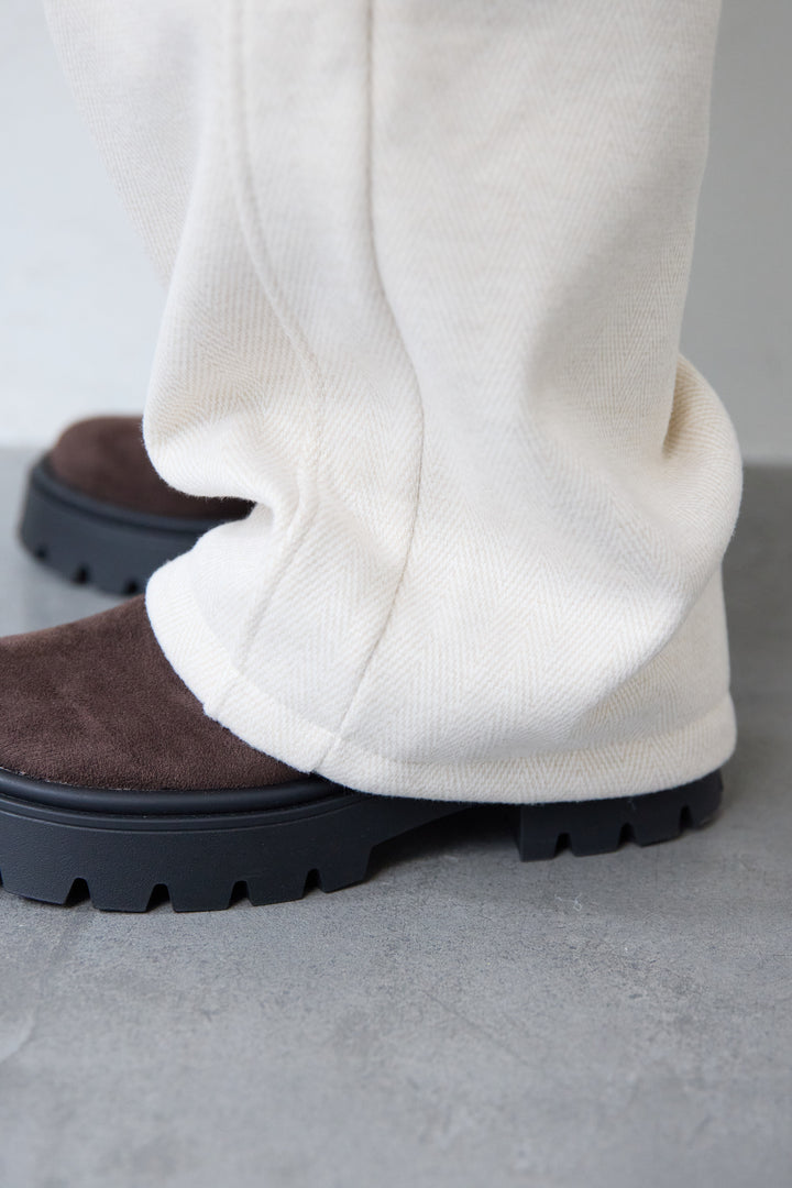 裏起毛ヘリンボーン柄リラックスパンツ