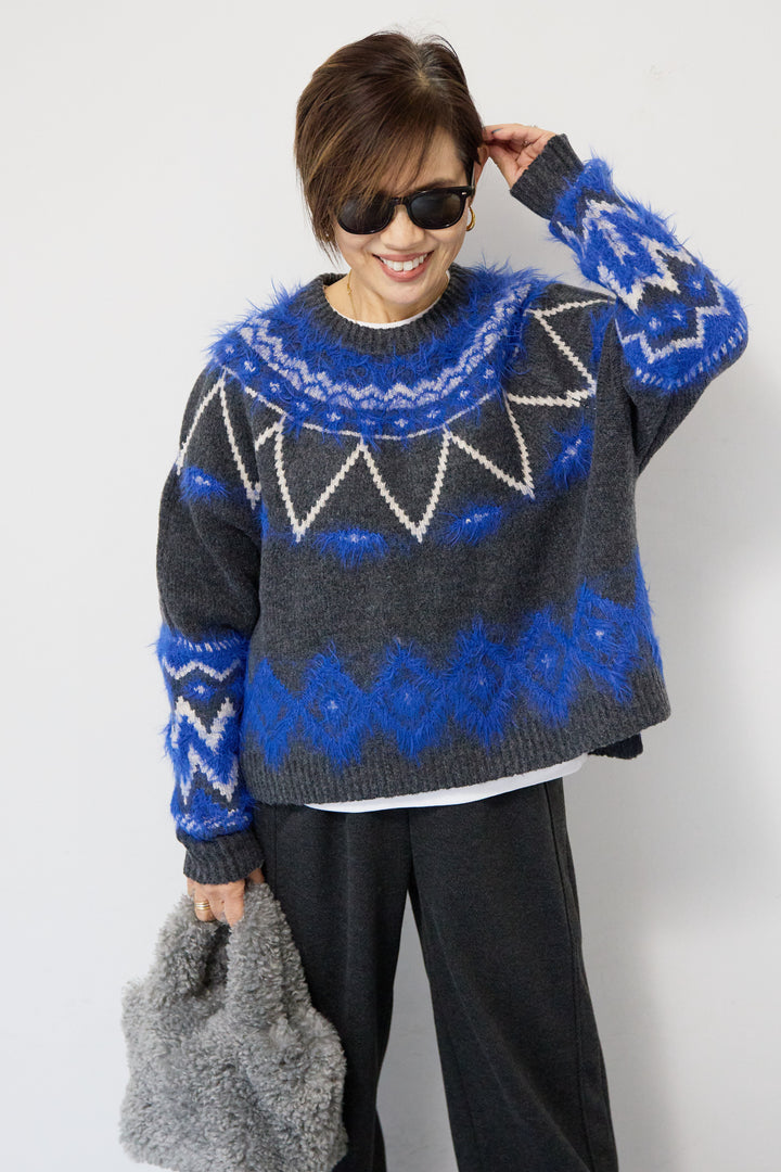 ノルディック柄フェザージャガードニット