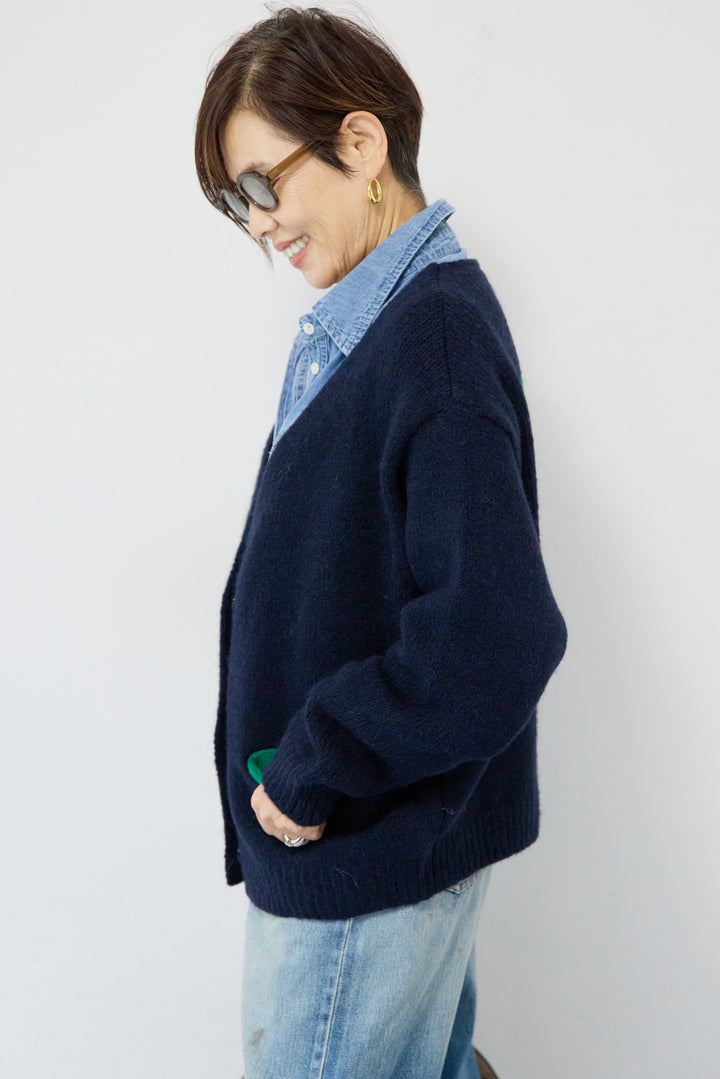 【アルパカ・ウール混】ハートデザインバイカラーカーディガン