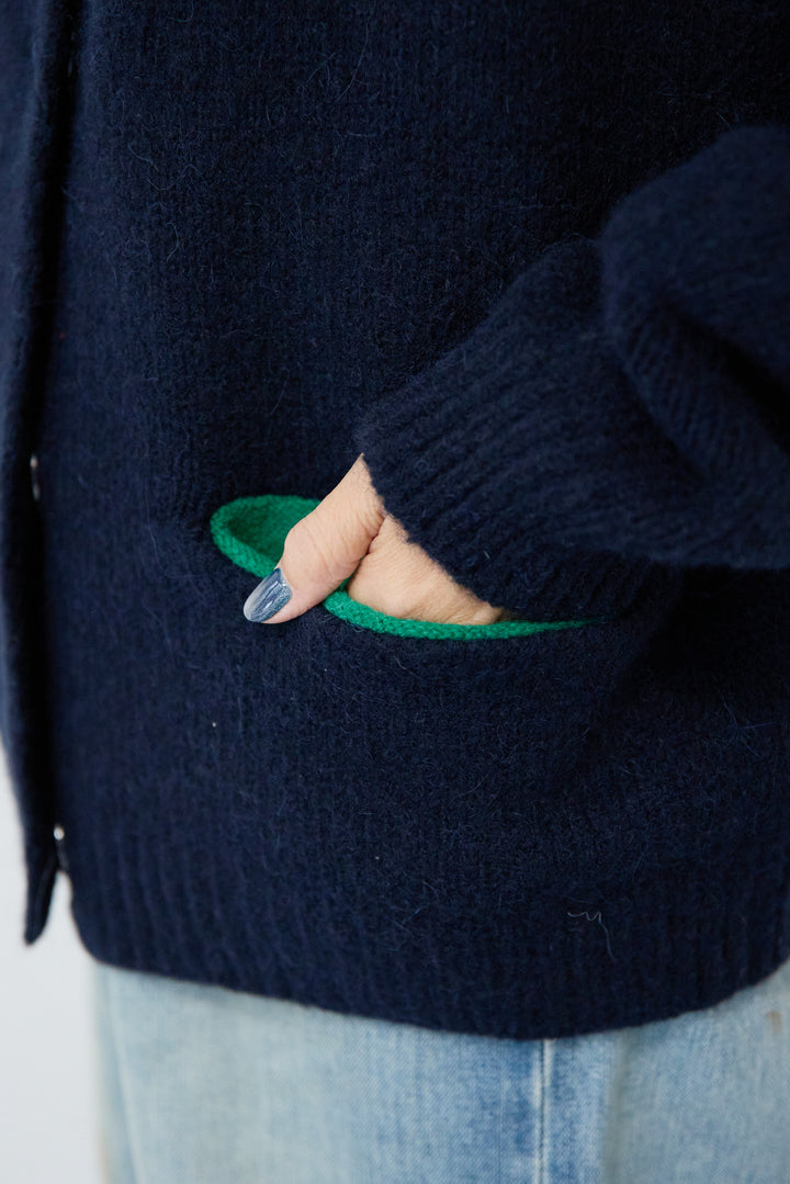 【アルパカ・ウール混】ハートデザインバイカラーカーディガン