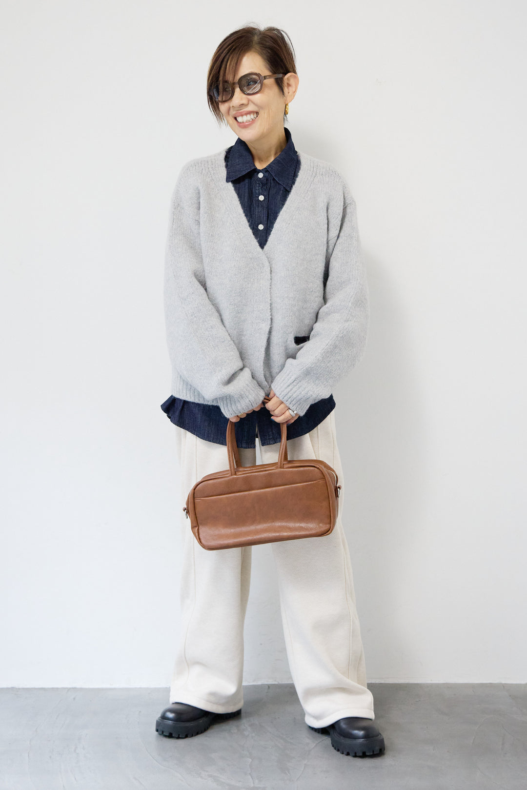 【アルパカ・ウール混】ハートデザインバイカラーカーディガン