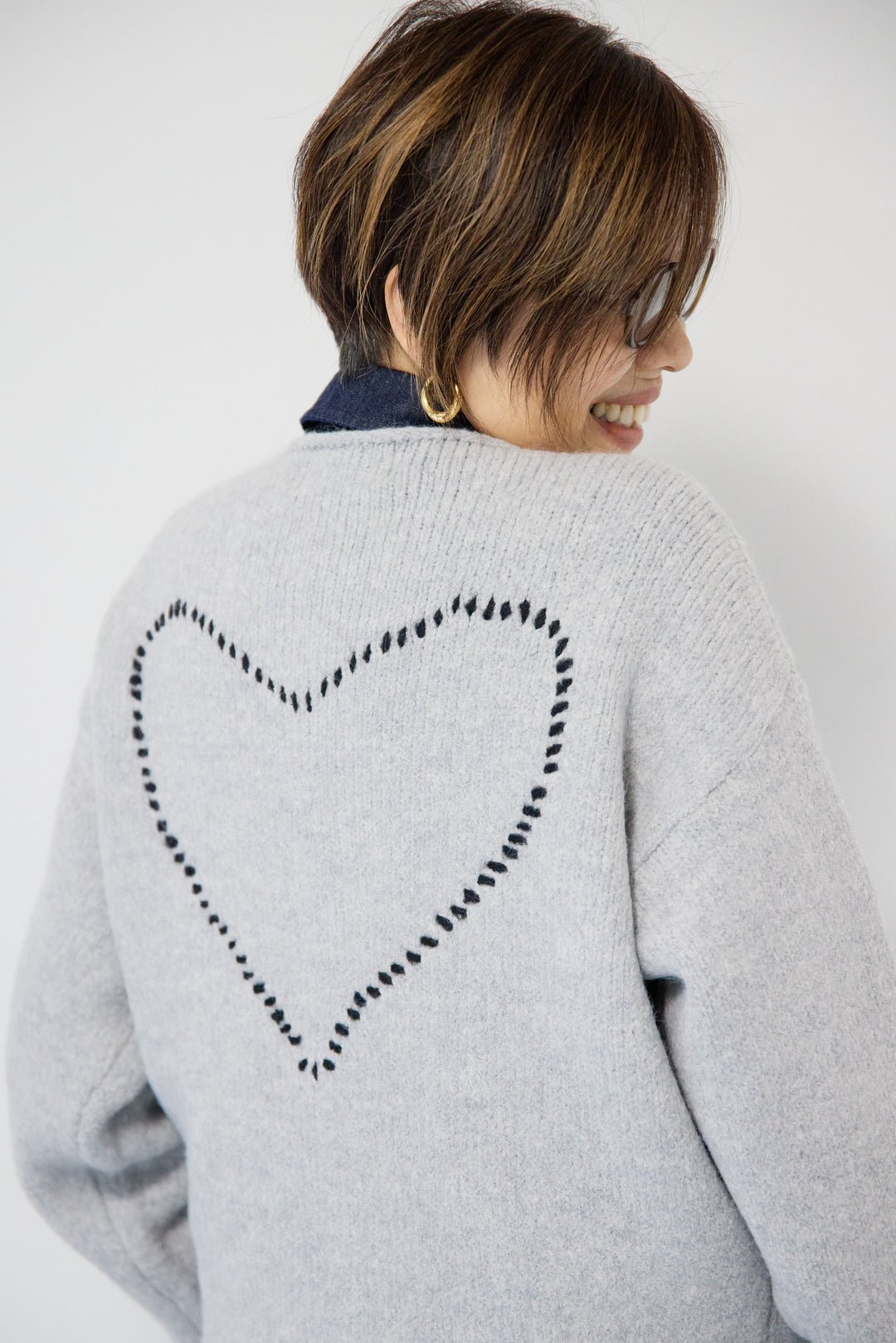 【アルパカ・ウール混】ハートデザインバイカラーカーディガン