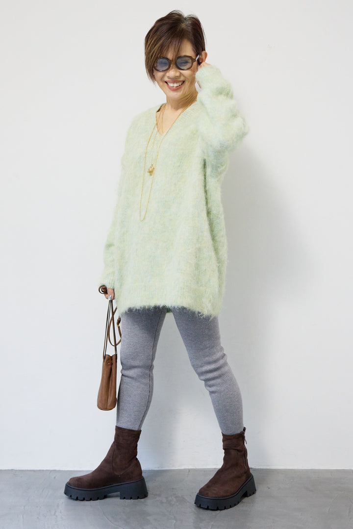 起毛シャギーVネックニット