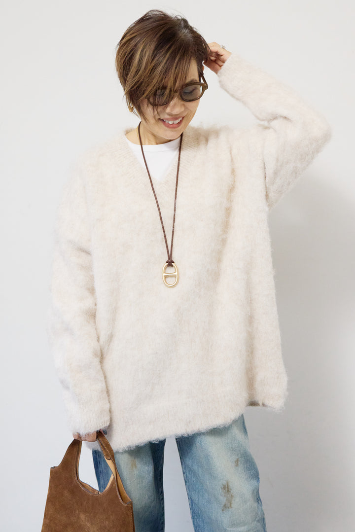 起毛シャギーVネックニット