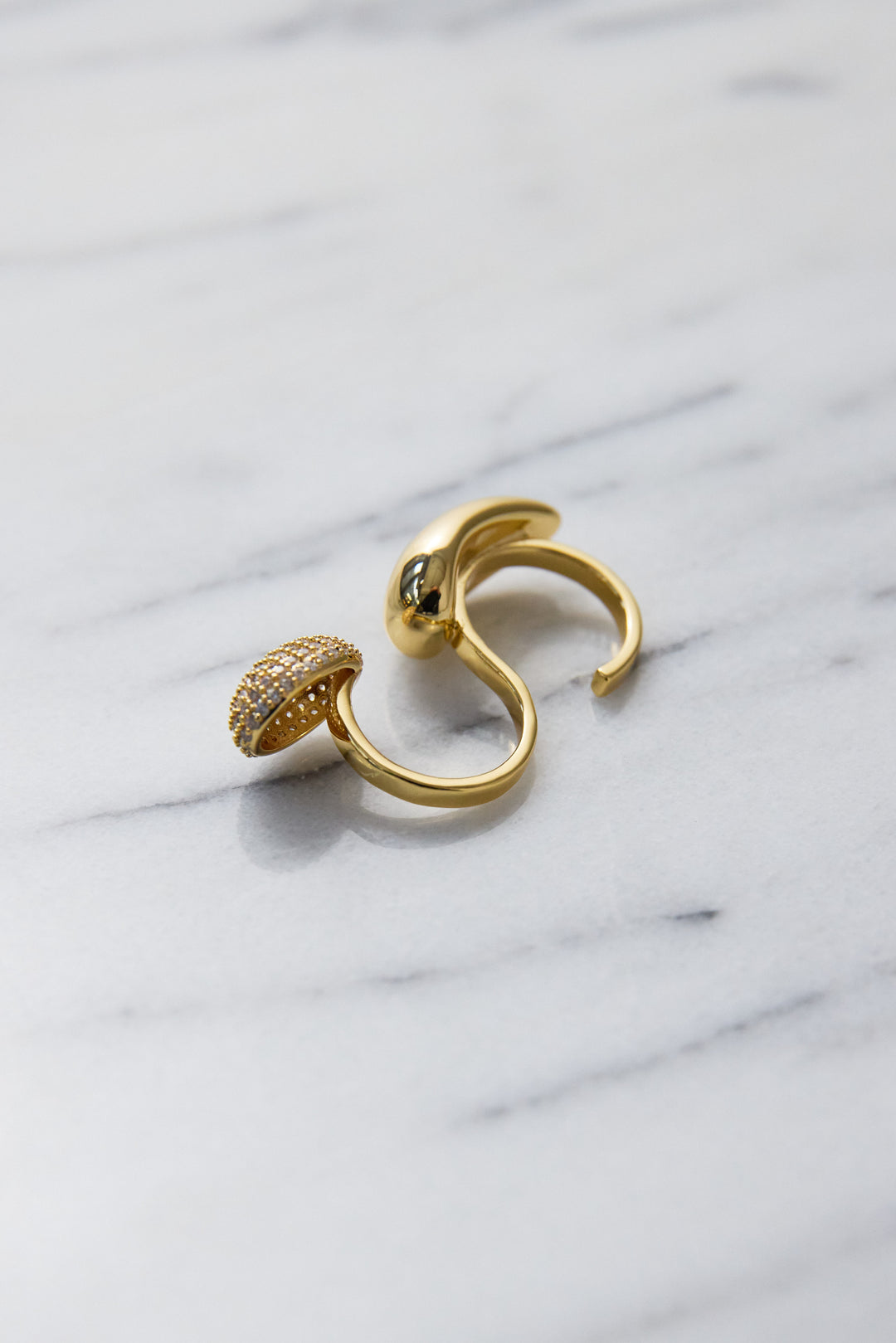 ダブルオーバルリング