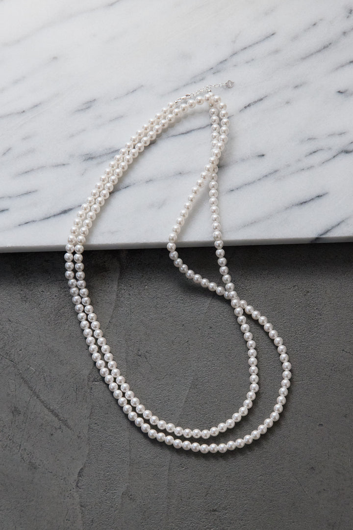 ロングパールネックレス