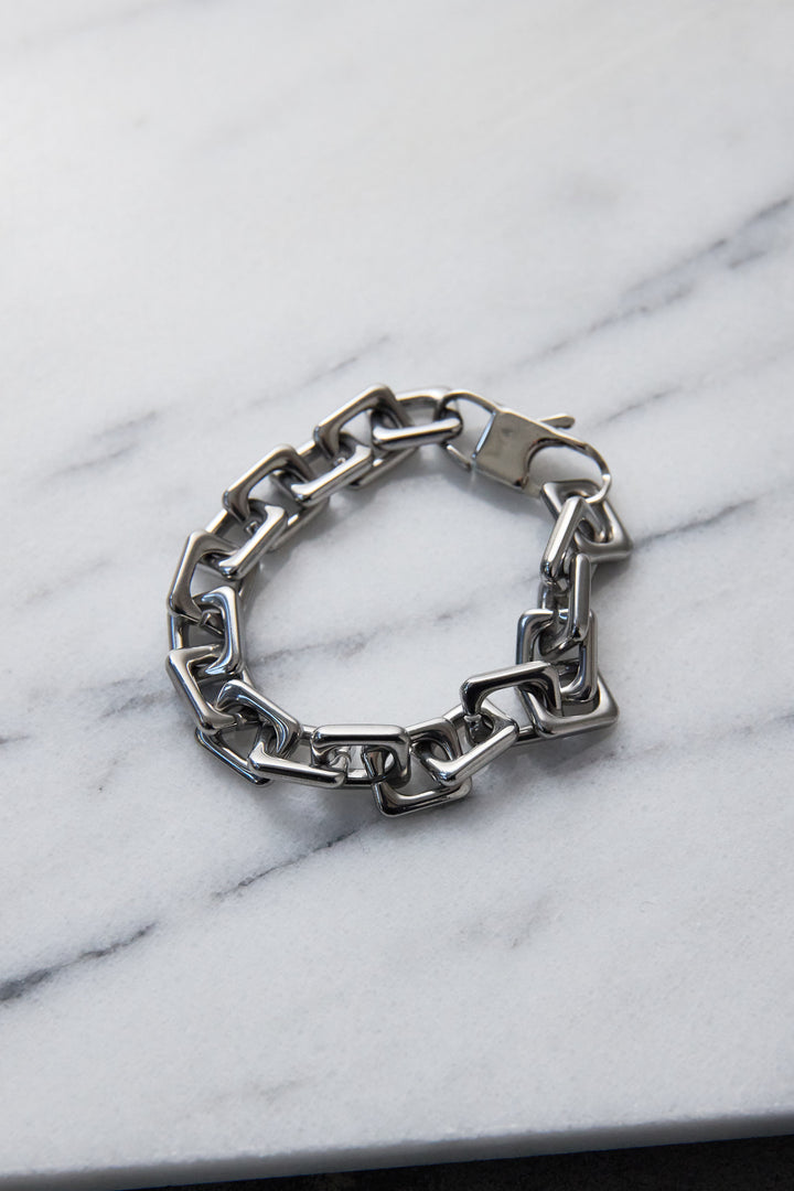 スクエアチェーンブレスレット