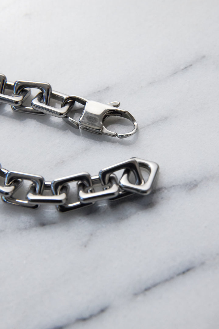 スクエアチェーンブレスレット