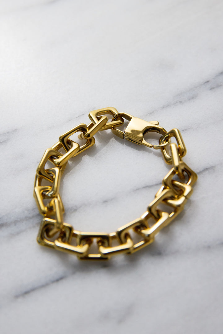 スクエアチェーンブレスレット