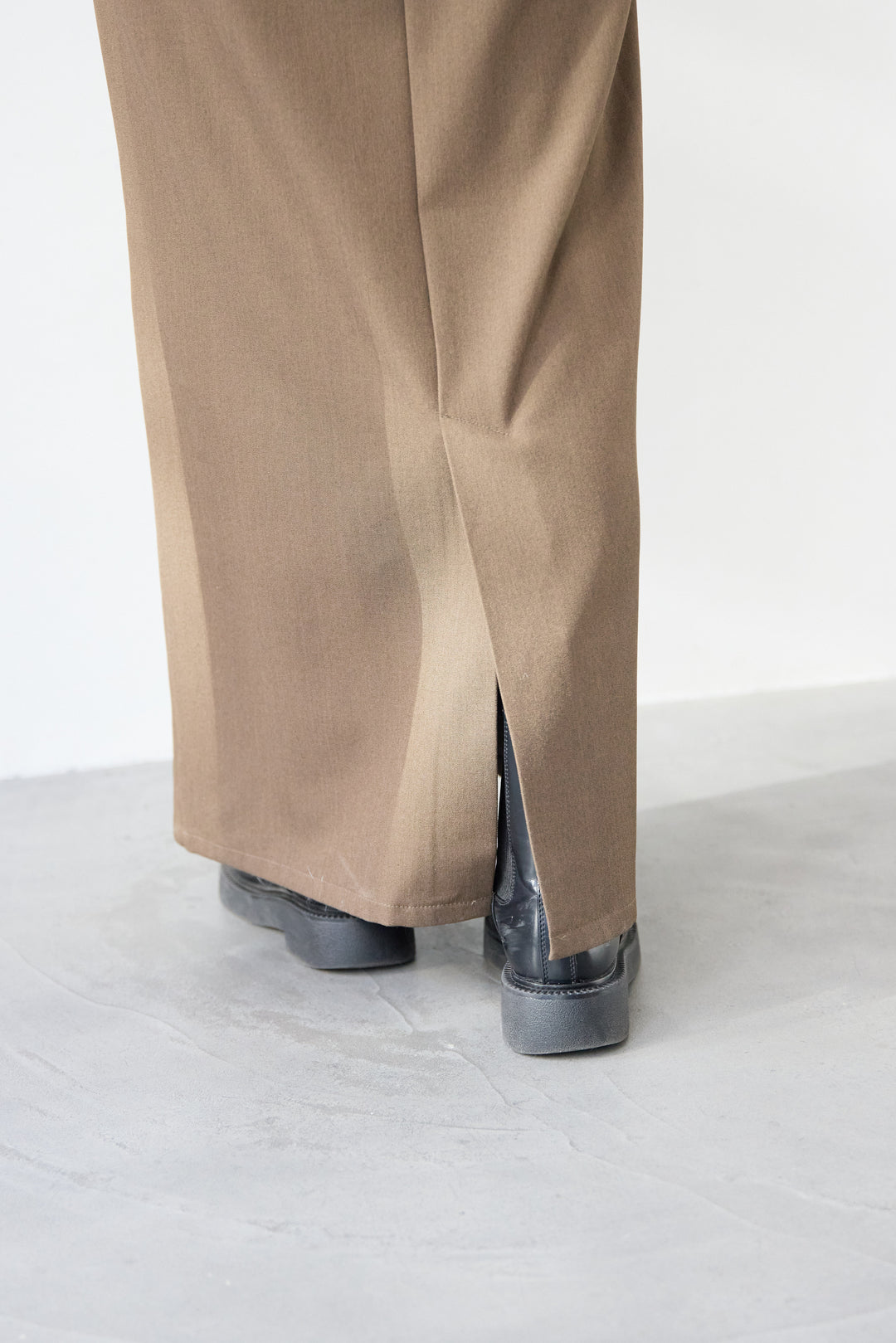 [SET]ホールガーメントタートルリブニット+ベルトストラップジャンスカ(2set)