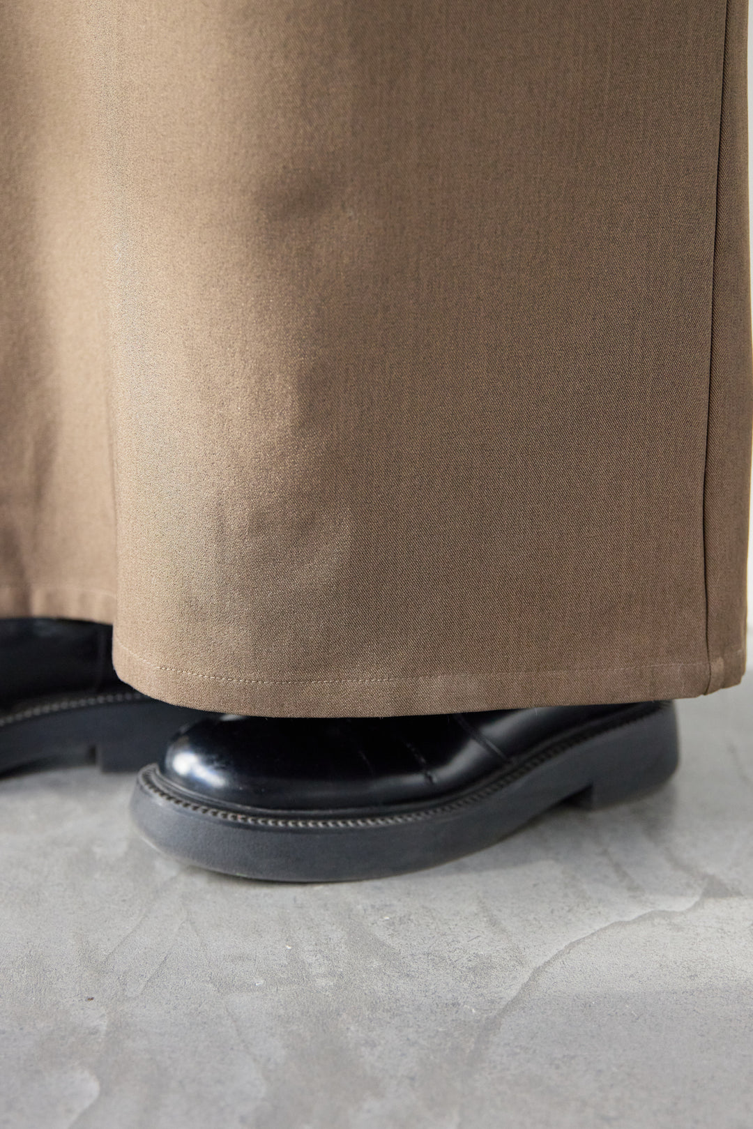 [SET]ホールガーメントタートルリブニット+ベルトストラップジャンスカ(2set)