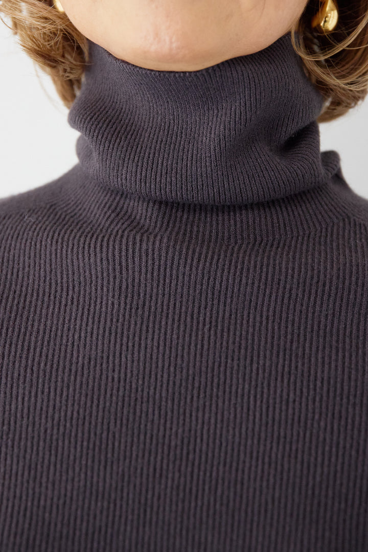 [SET]ホールガーメントタートルリブニット+ベルトストラップジャンスカ(2set)