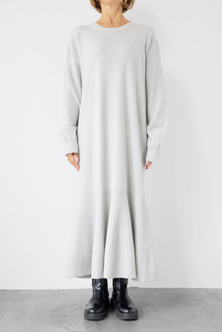 [SET]フレアヘムニットワンピース+スタンドカラー中綿ショートブルゾン(2set)