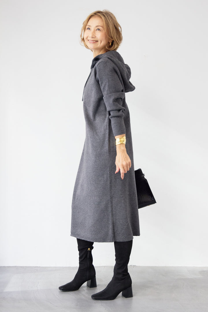 ロングレングス フーディニットワンピース