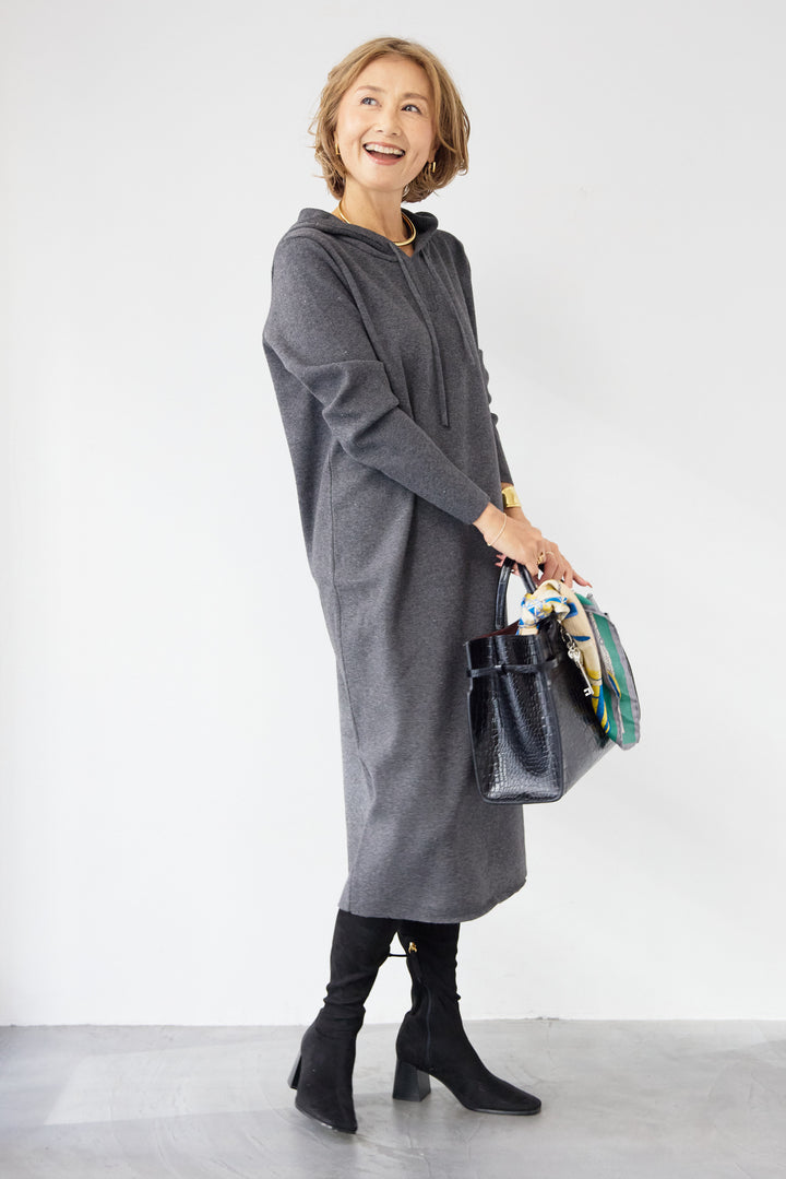 ロングレングス フーディニットワンピース