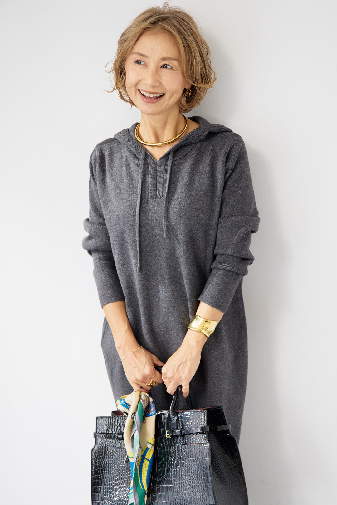 ロングレングス フーディニットワンピース