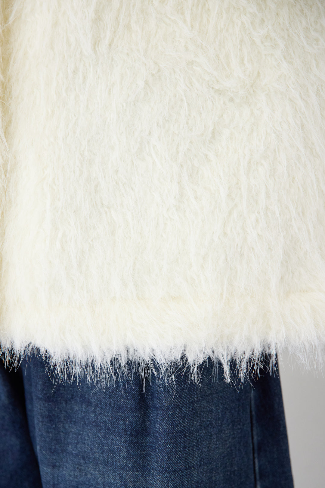 [SET]エアリーシャギーカーディガン+カーブデニムパンツ(2set)