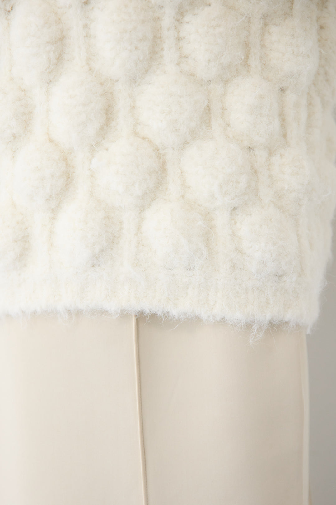 ポコポコニットプルオーバー