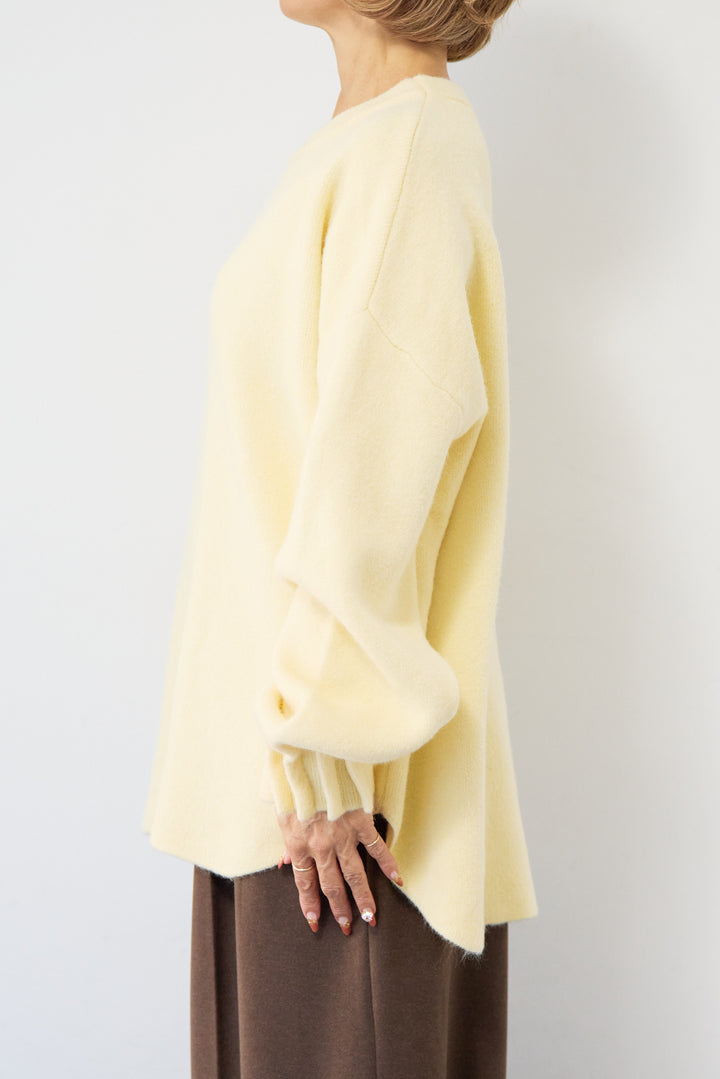 袖タックニット