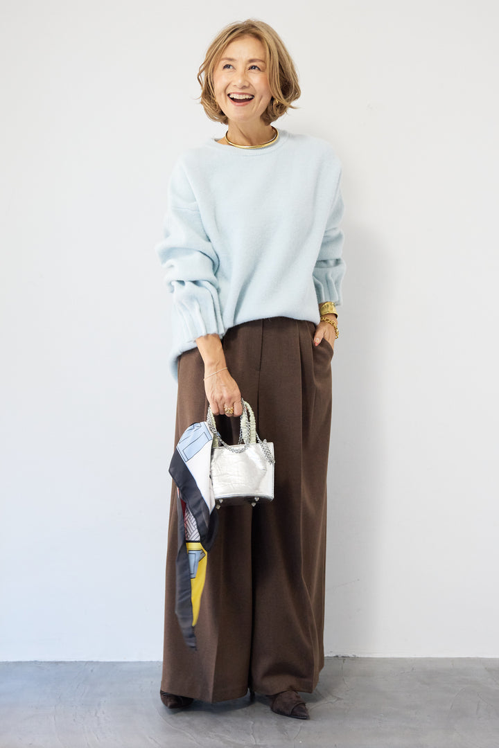 袖タックニット