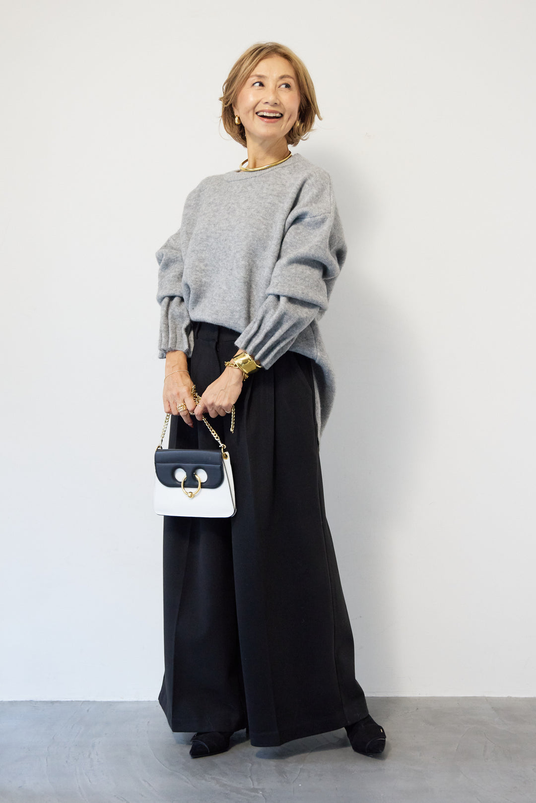 袖タックニット