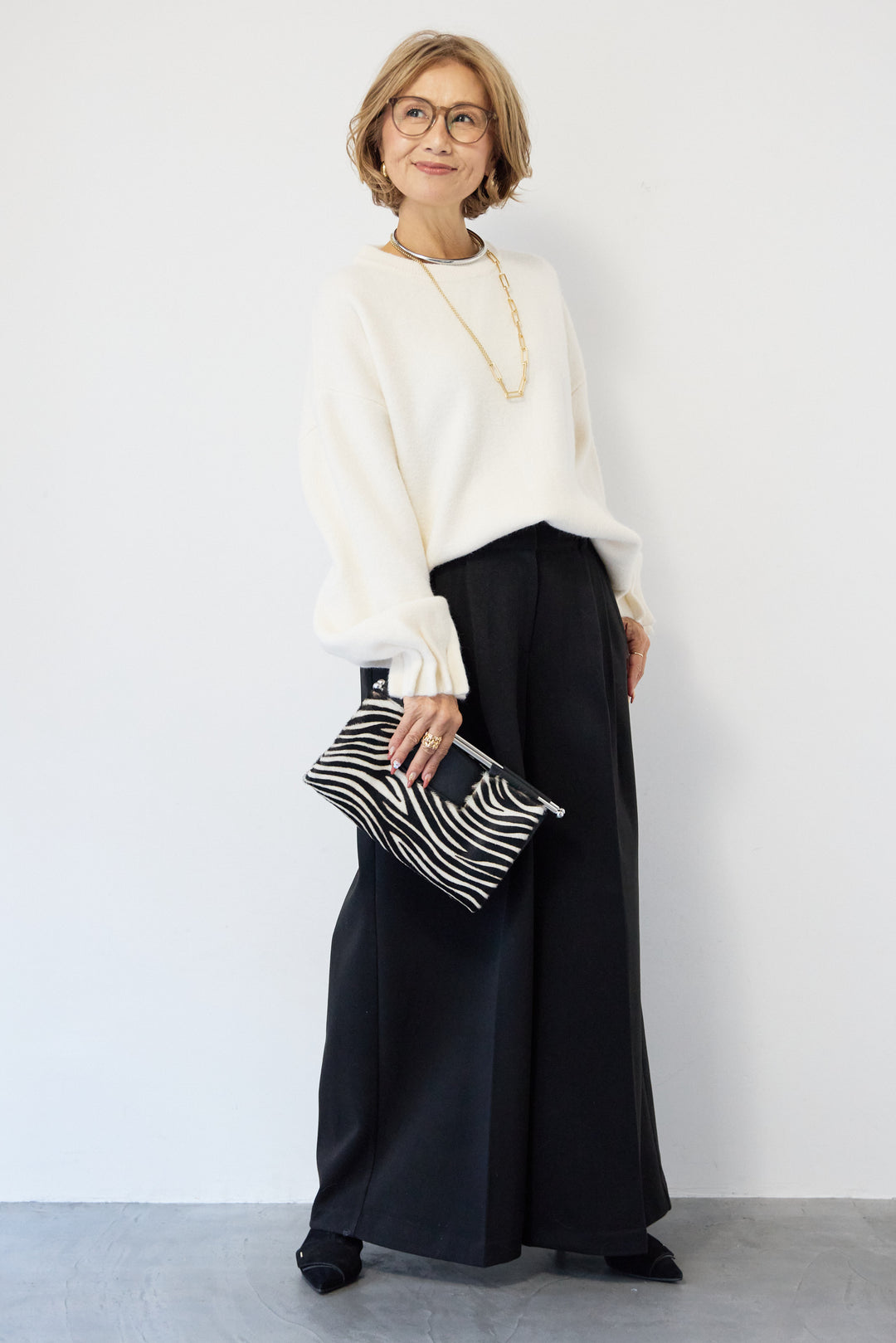 袖タックニット