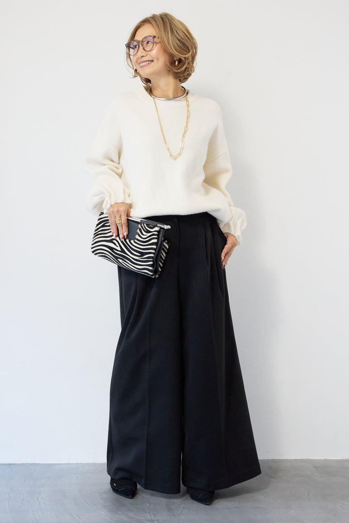 袖タックニット