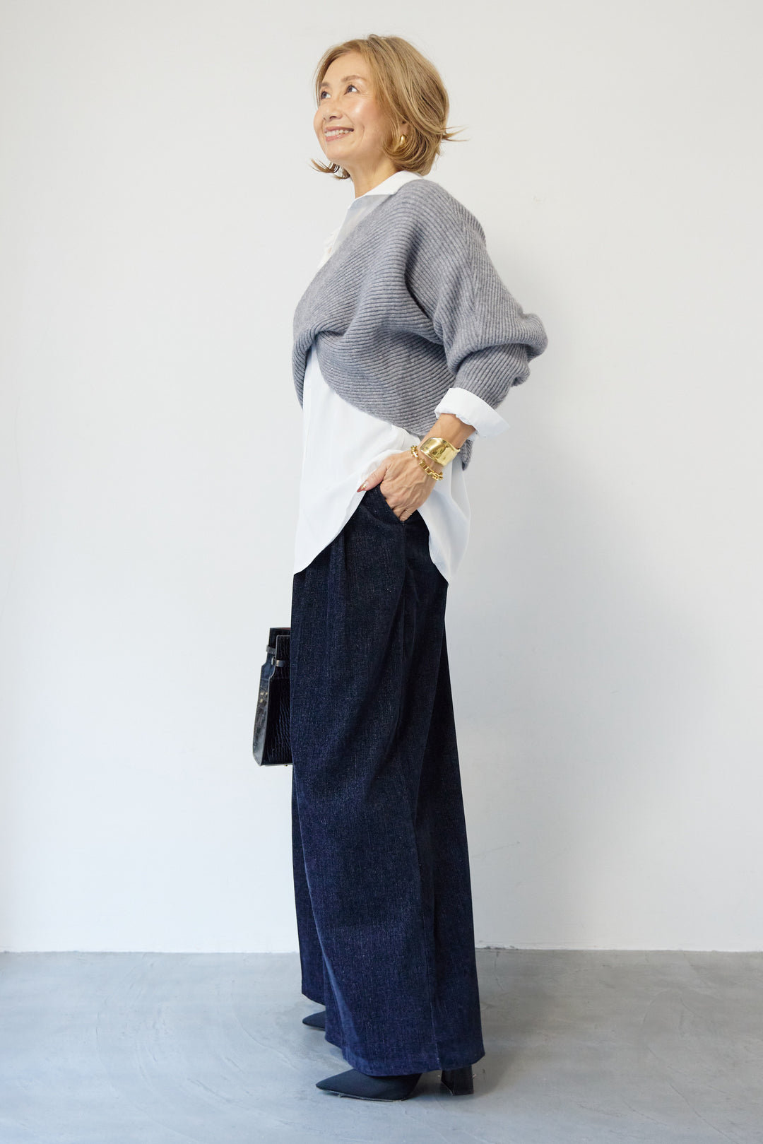 ツイストデザインニット+シャツアンサンブル