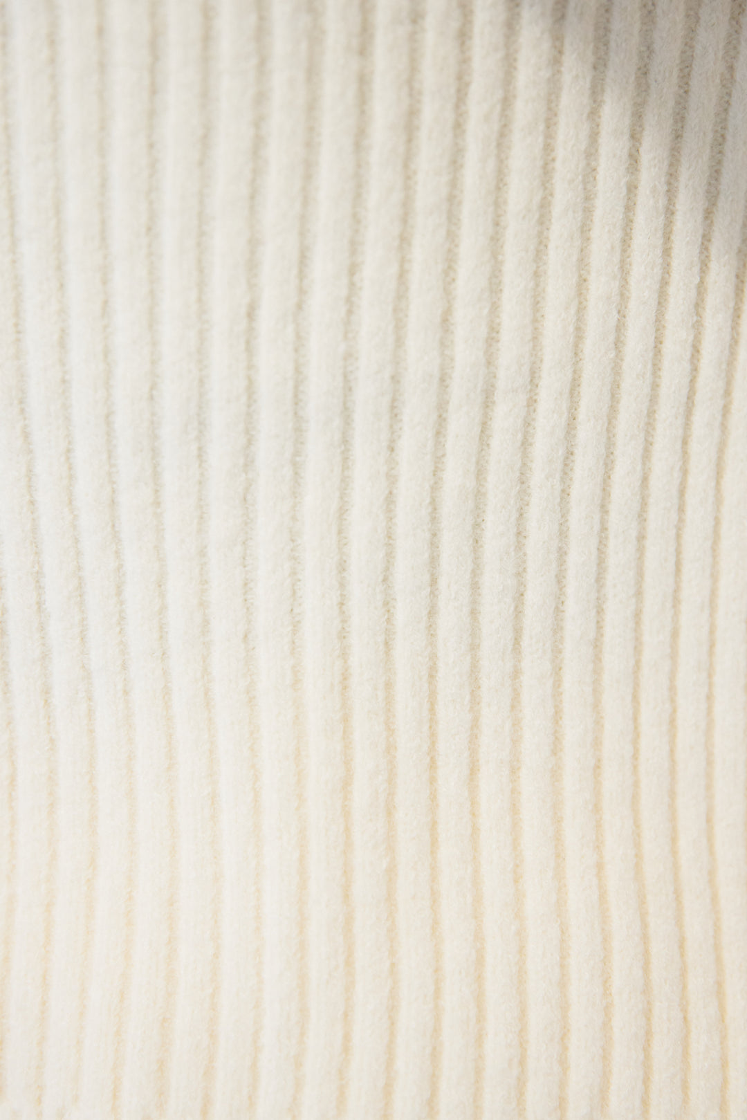 モダン畦編み プルオーバー