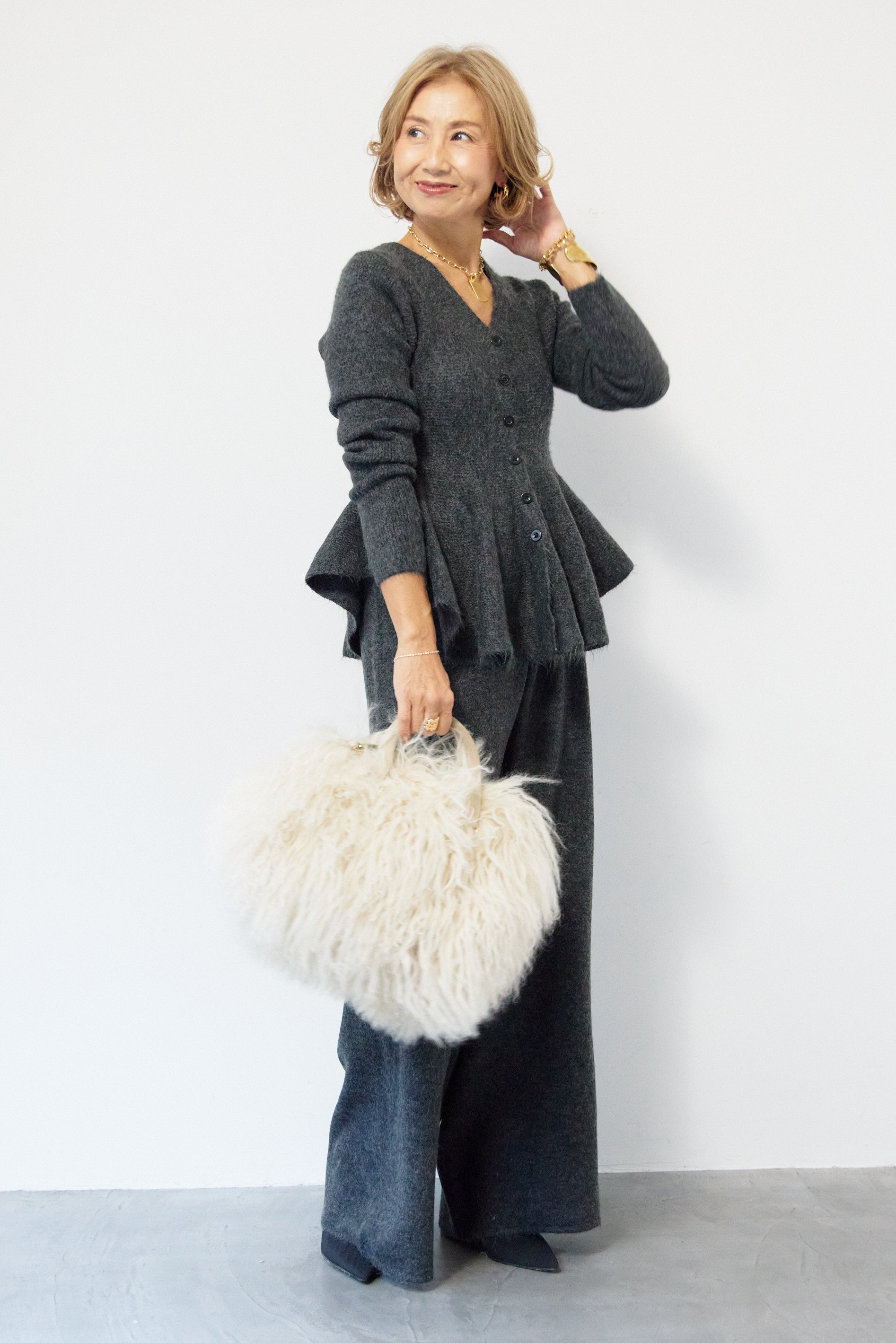 ペプラムニットセットアップ – plusotoha