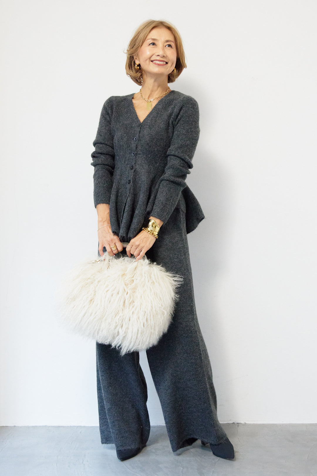 ペプラムニットセットアップ