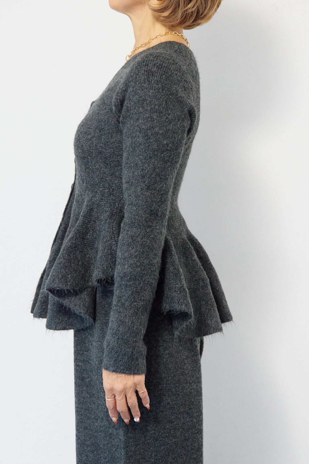 ペプラムニットセットアップ