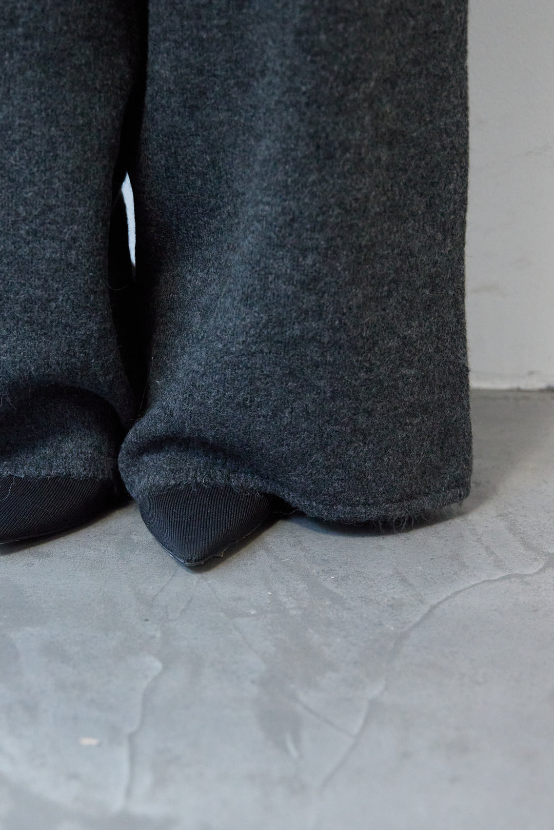 ペプラムニットセットアップ