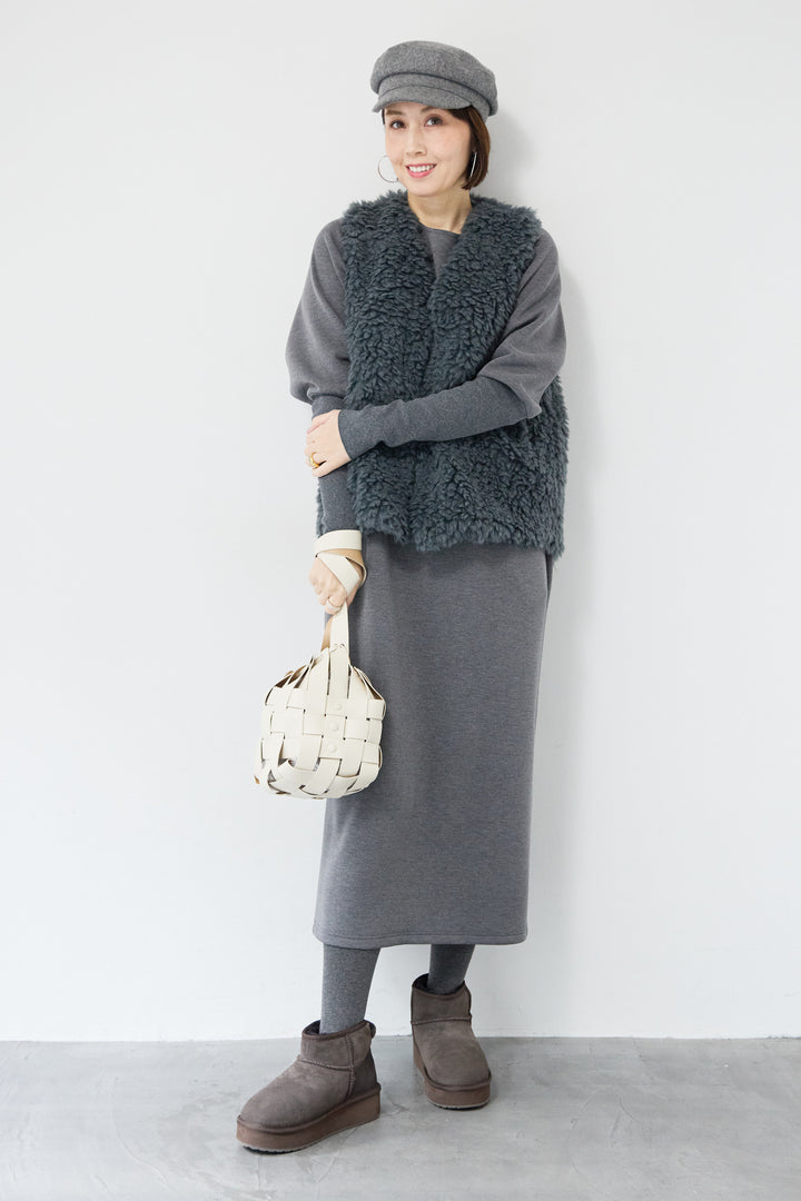 カーリーファーショートベスト