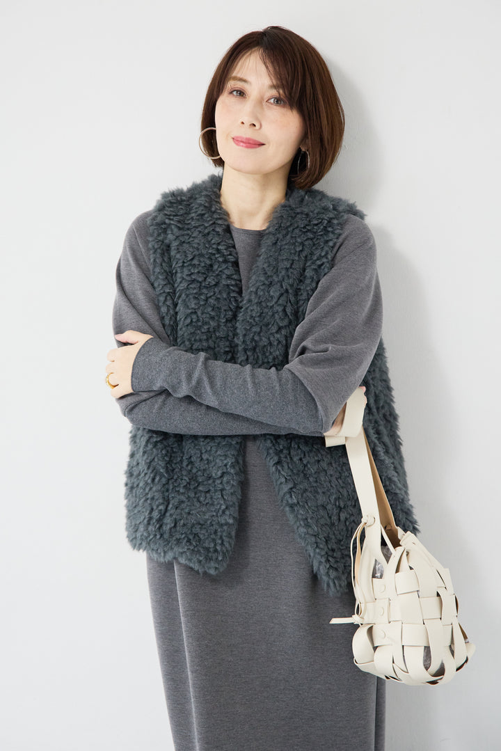 [SET]バックジップソフトダンボールワンピース+カーリーファーショートベスト(2set)