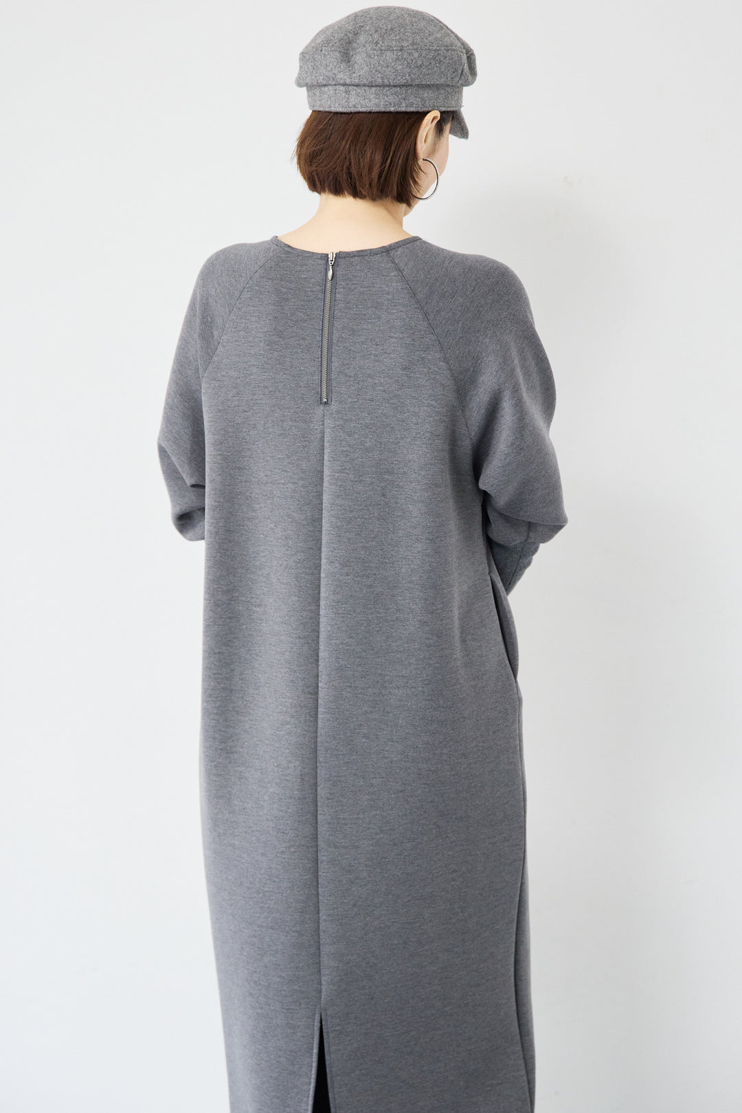 バックジップソフトダンボールワンピース