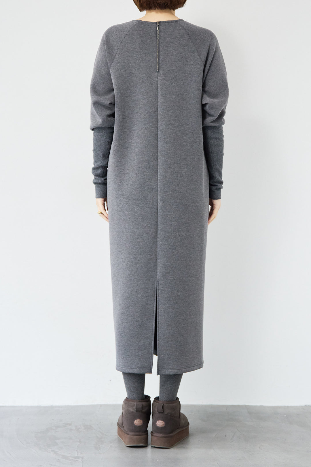 [SET]バックジップソフトダンボールワンピース+カーリーファーショートベスト(2set)