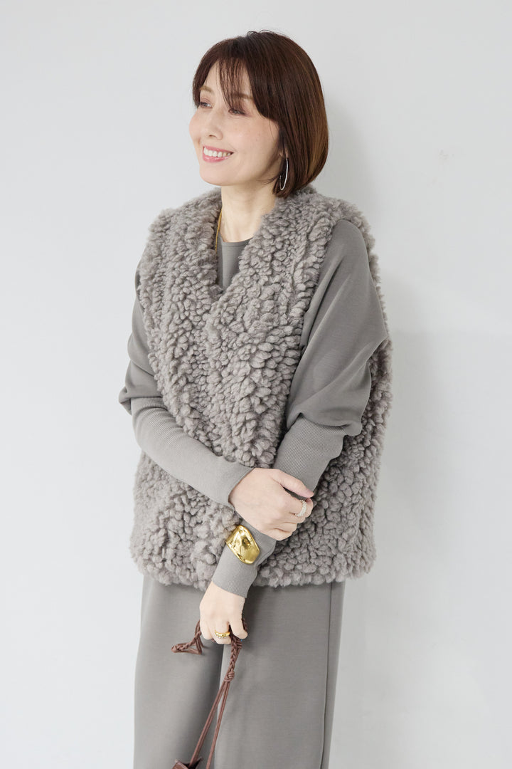 [SET]バックジップソフトダンボールワンピース+カーリーファーショートベスト(2set)