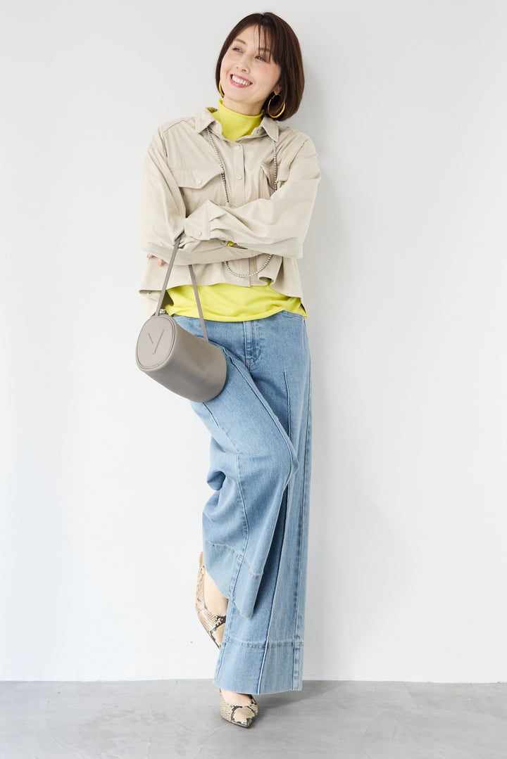 ロールエッジタートルニット