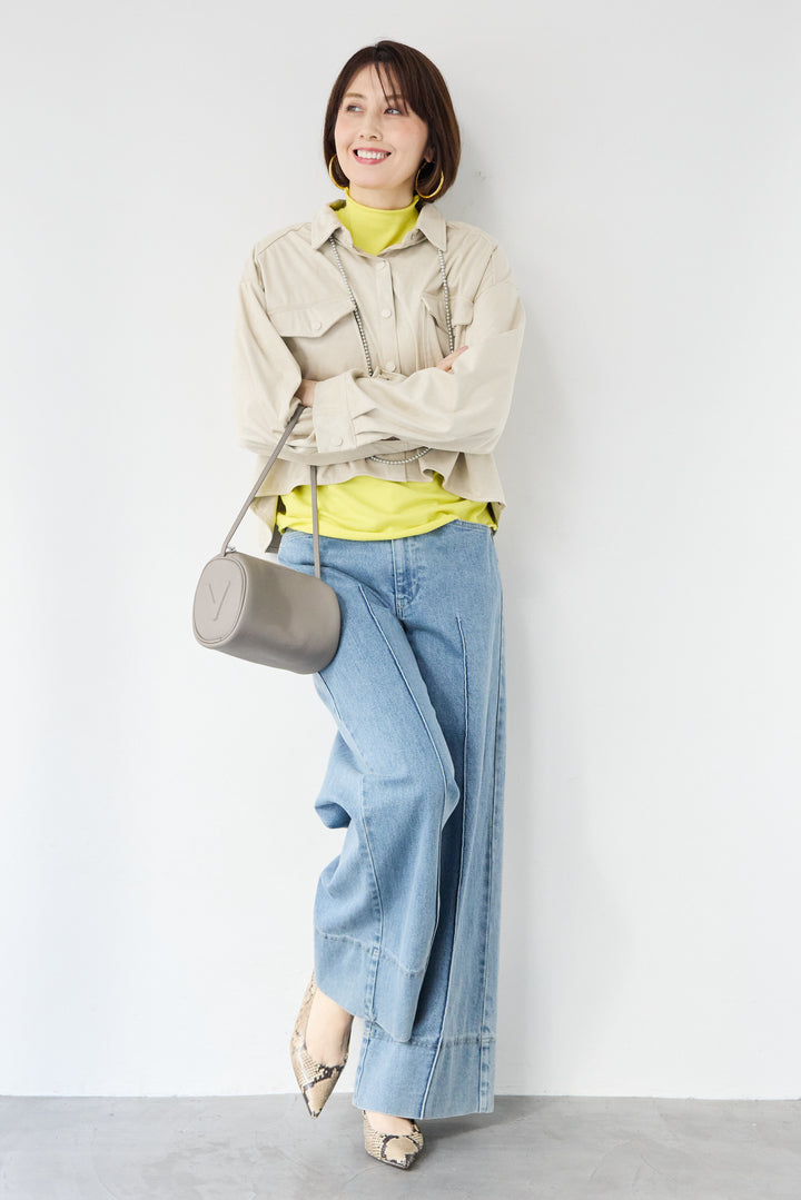 ロールエッジタートルニット