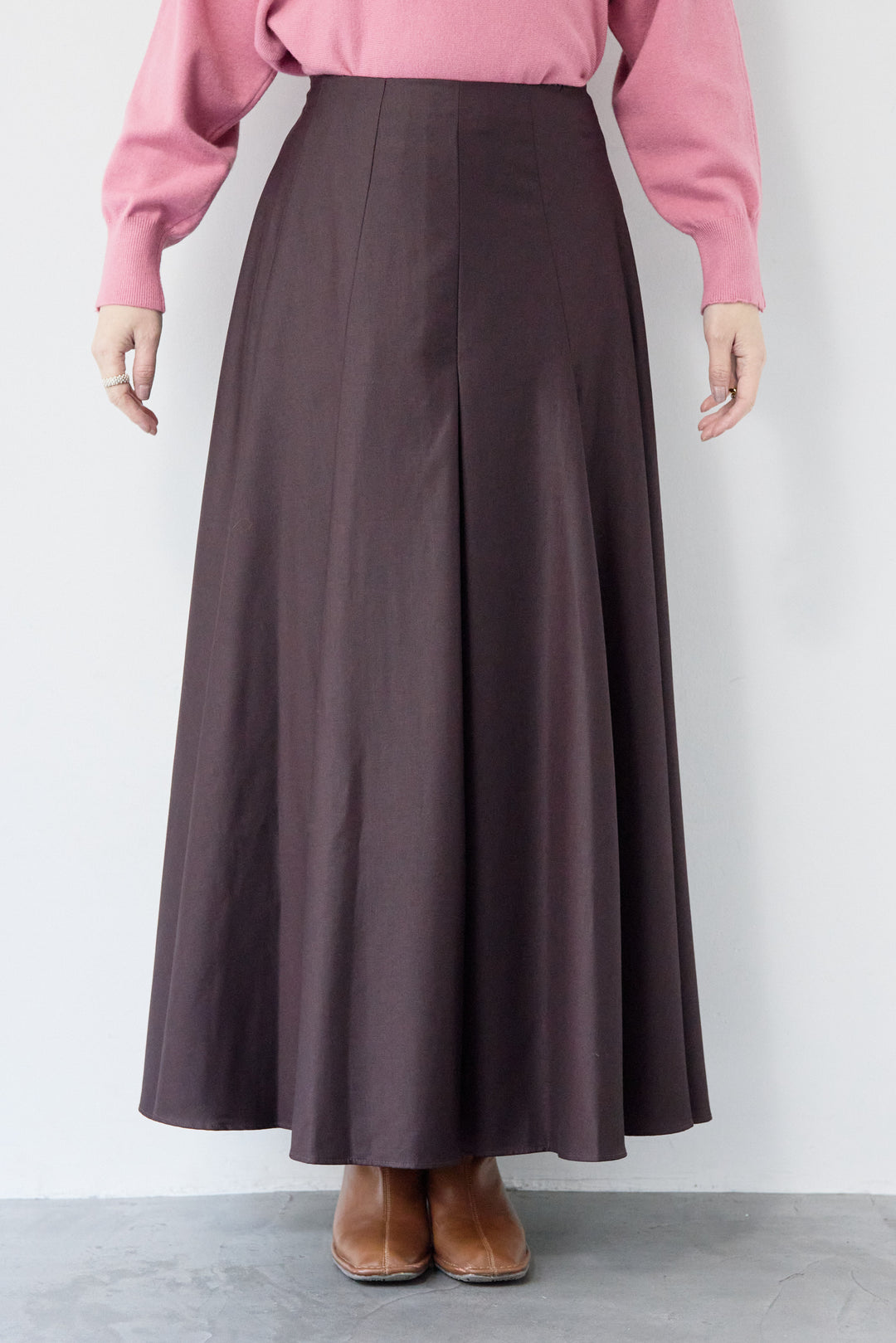 タックボリュームスカート