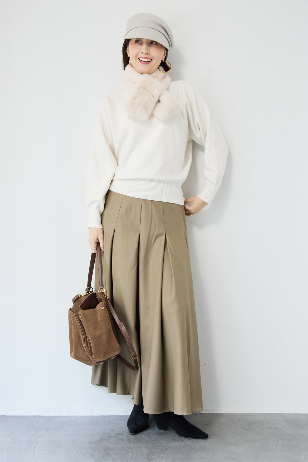 ボートネックニットプルオーバー