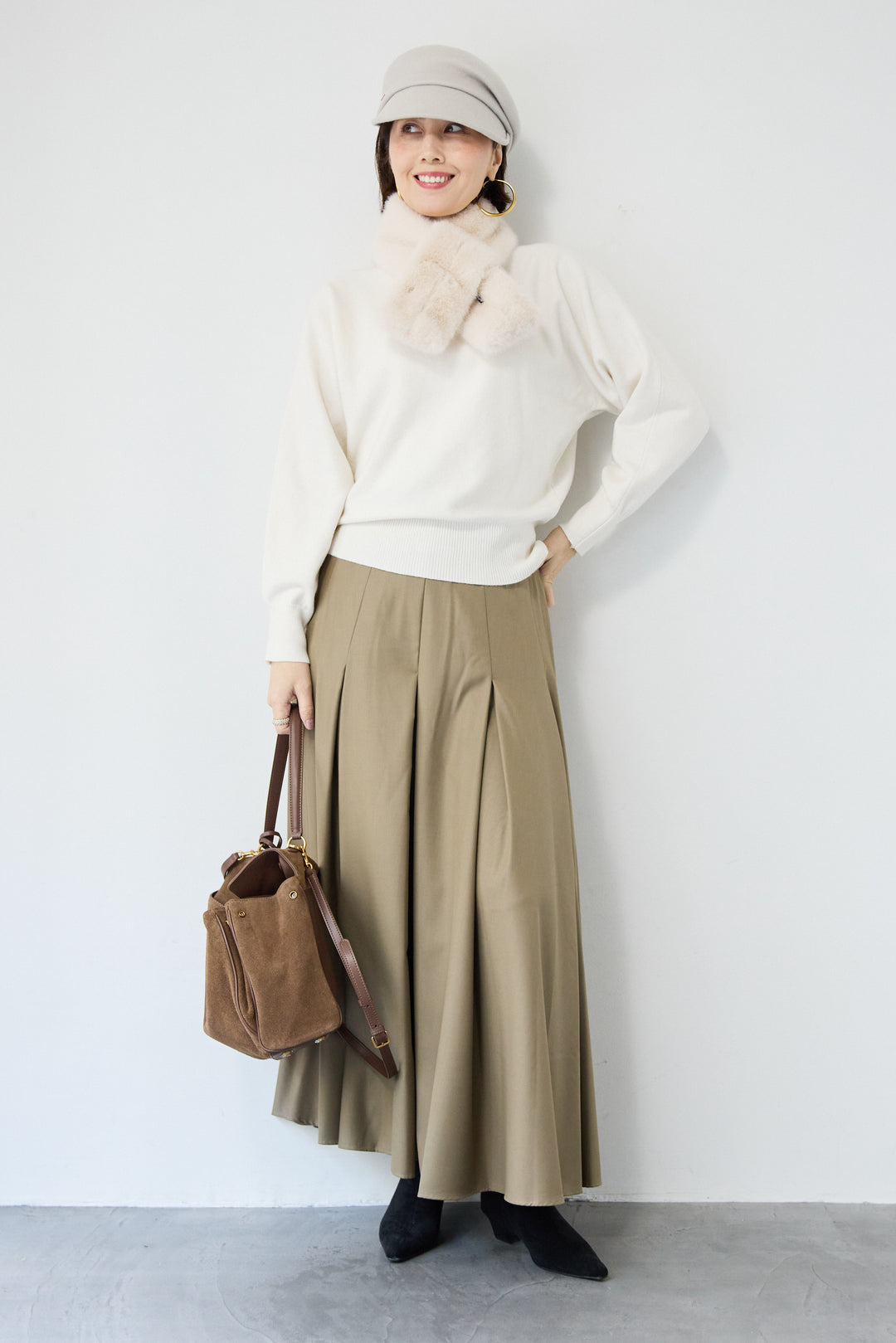 ボートネックニットプルオーバー