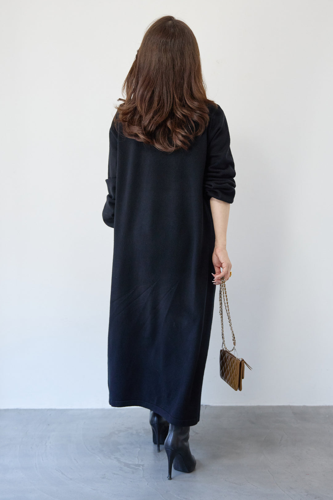 パールネックラインワンピース