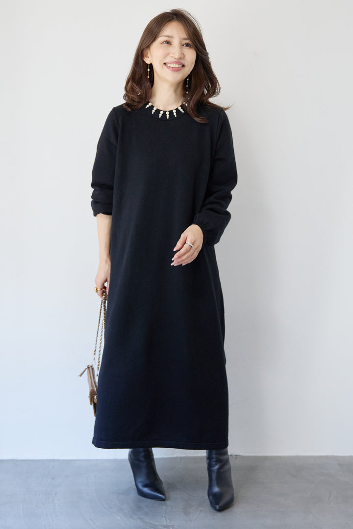 パールネックラインワンピース