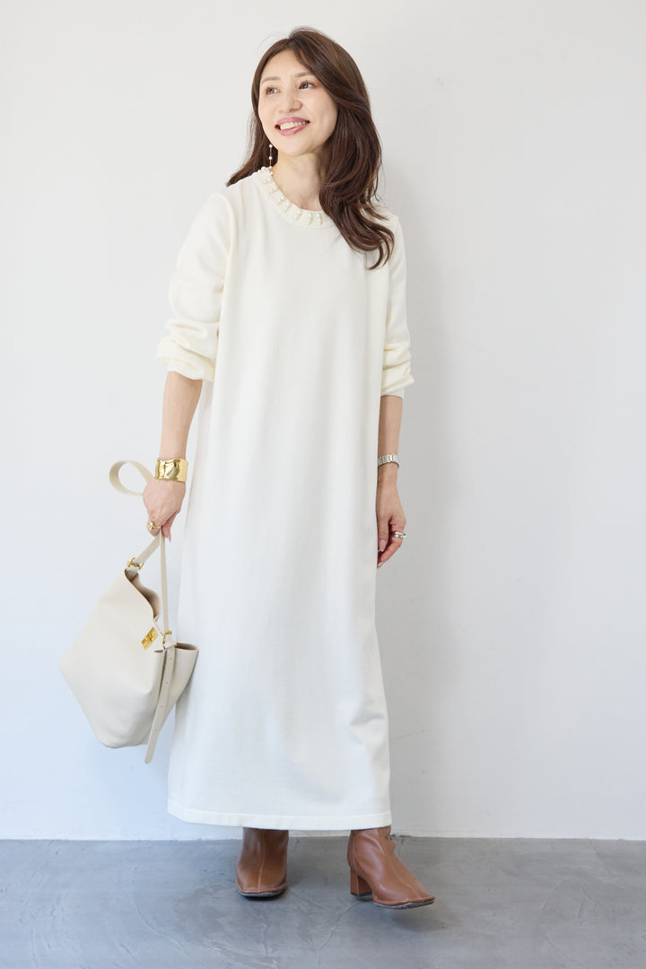パールネックラインワンピース