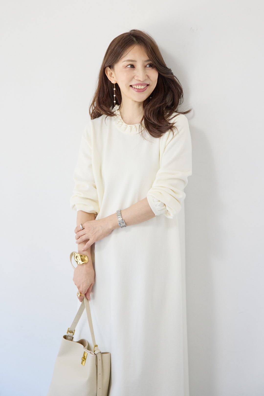 パールネックラインワンピース