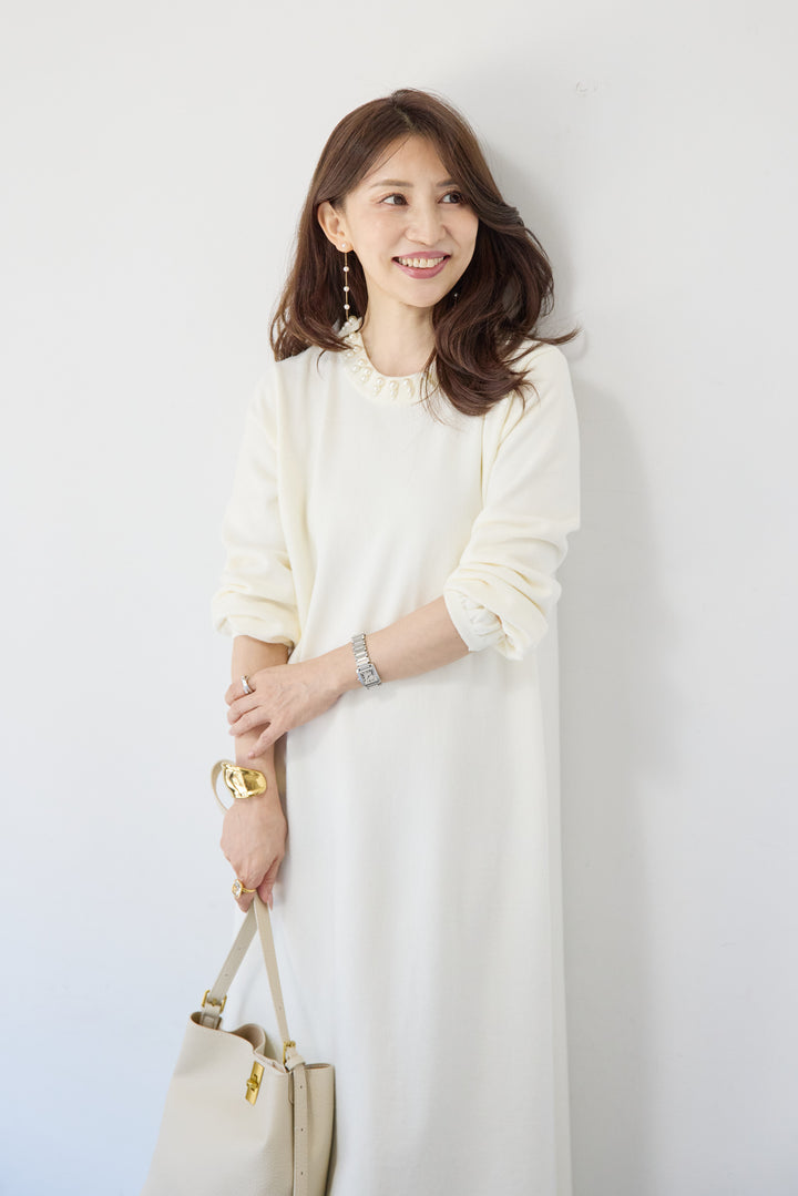 パールネックラインワンピース