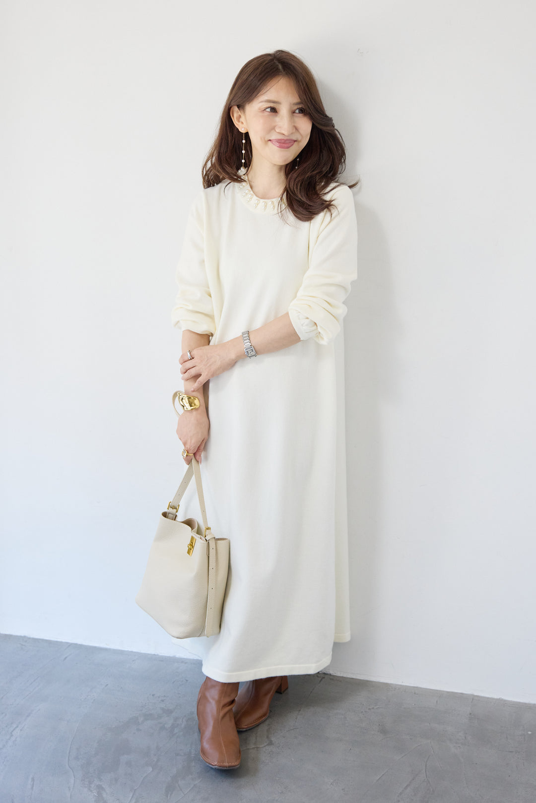 パールネックラインワンピース